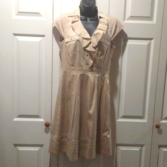 White House Black Market Dresses & Skirts - WHBM Khaki Dress SZ 8